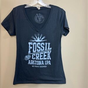 Women's Fossil Creek Arizona IPA That Brewery V-neck Short Sleeve Shirt. Size L